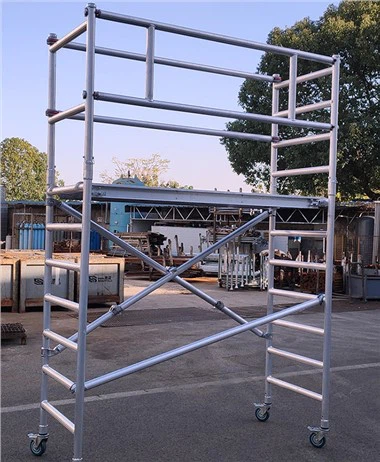 Mobilās alumīnija sastatnes